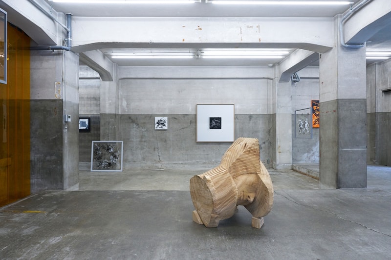B-BOY 彫刻家・小畑多丘の個展 “TWO SPACES” がギャラリー 隙間含む2会場で開催