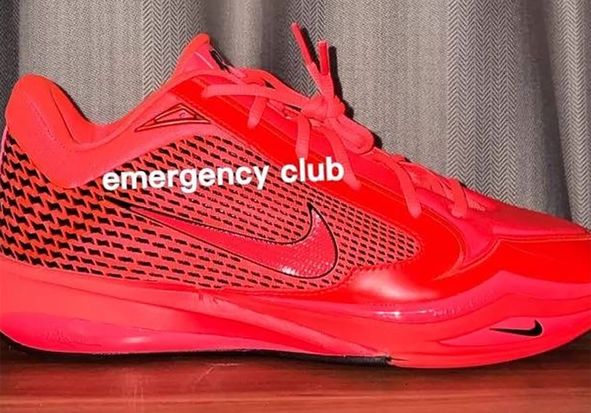 The Nike Sabrina 4 Pours Out A High-Energy Red Colorway