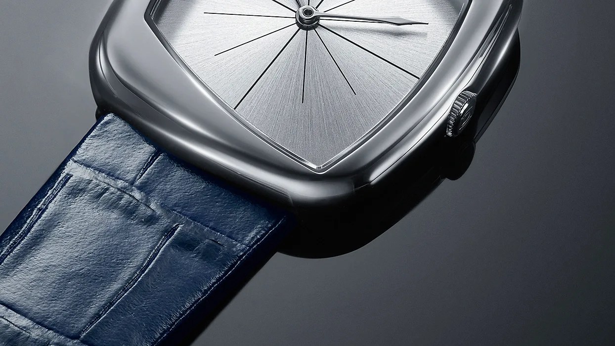 This Fan-Favorite Affordable Dress Watch Looks Way More Expensive Than It Is